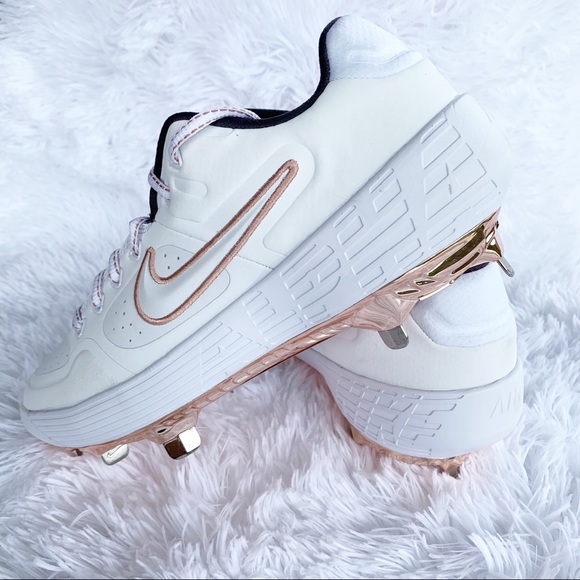 Nike Shoes - Nike Zoom Softball Cleats White-Bronze